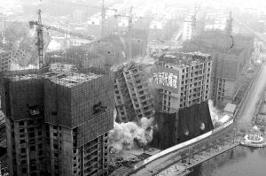 河南首爆違規(guī)建設(shè)樓盤